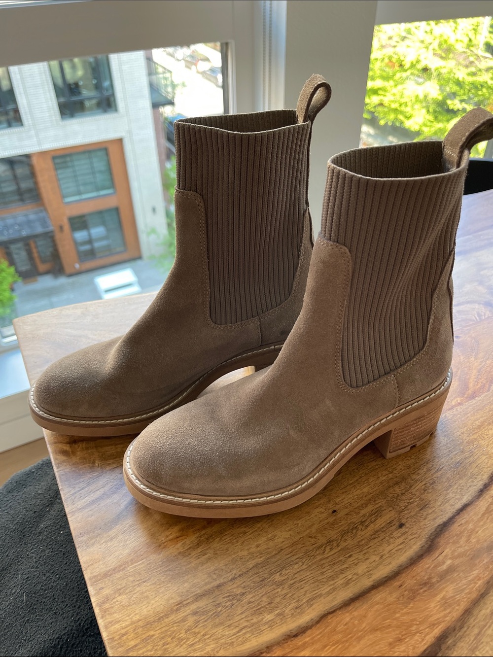 Steve Madden Taupe Suede Chelsea Ankle Boots - Picture 4 of 7